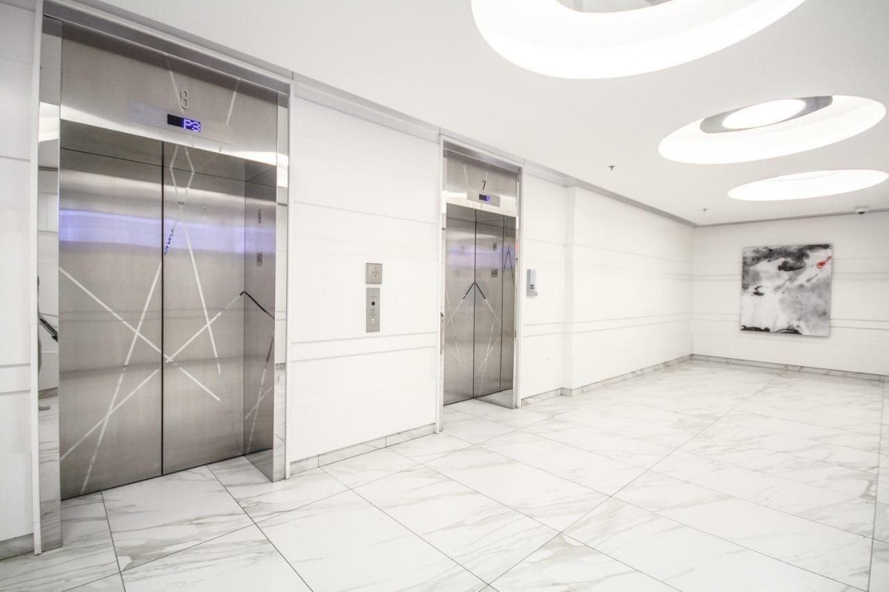 Sarkar Suites - Entertainment District Toronto Exteriör bild