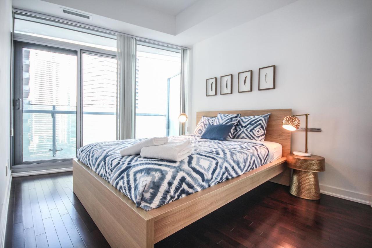 Sarkar Suites - Entertainment District Toronto Exteriör bild